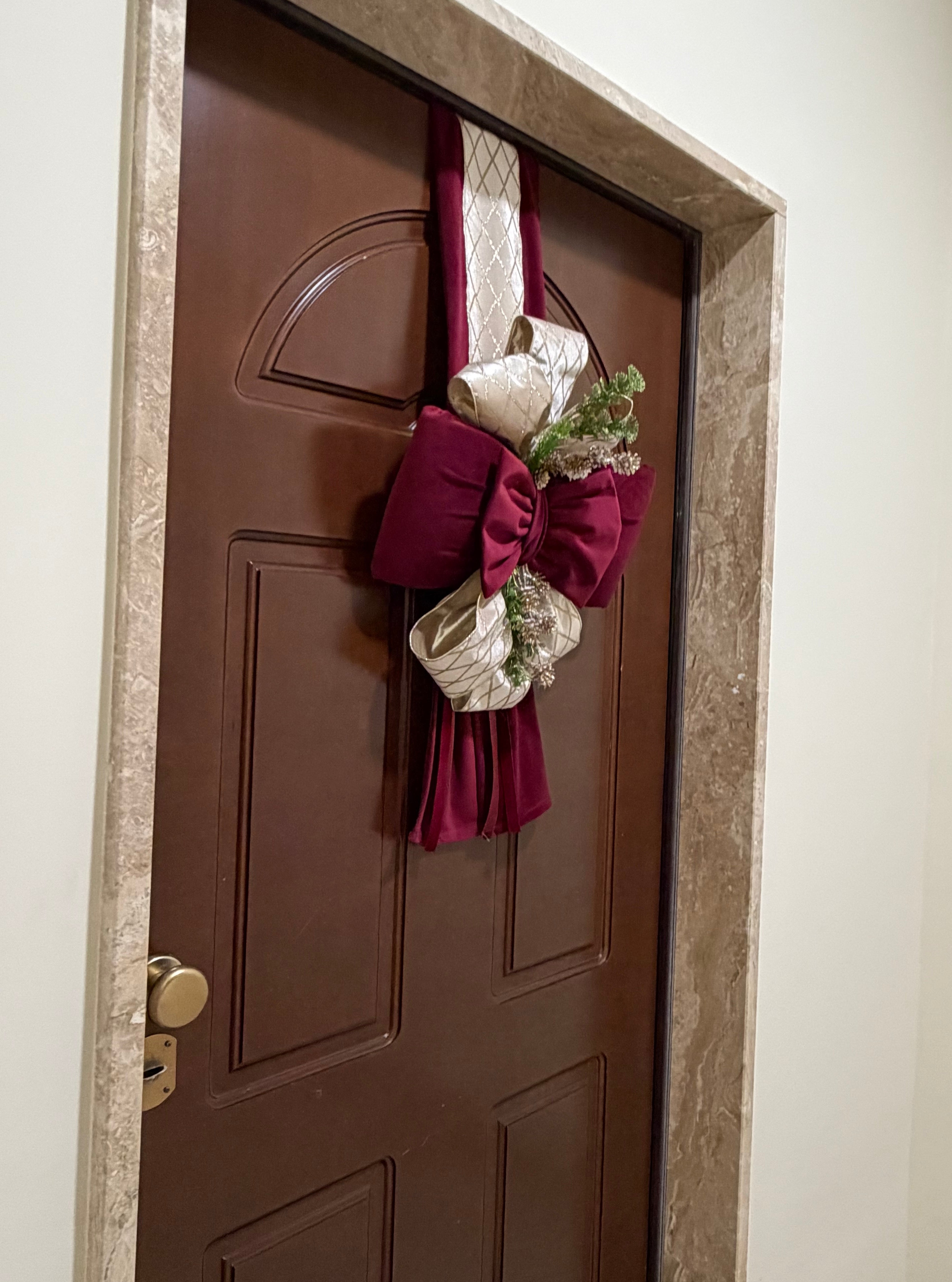 Doppio fiocco in velluto Anna bordeaux