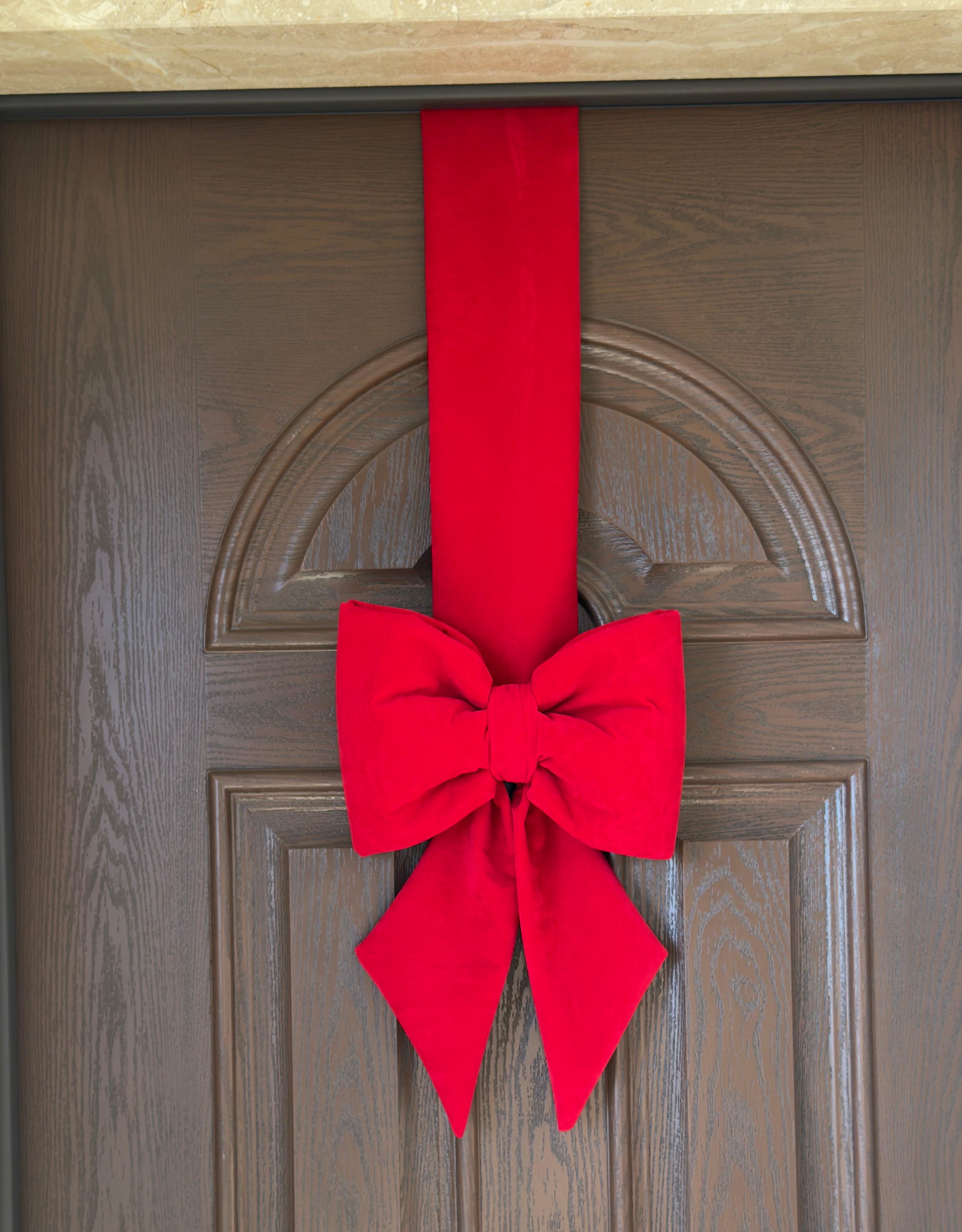 Fiocco fuori e dietro porta